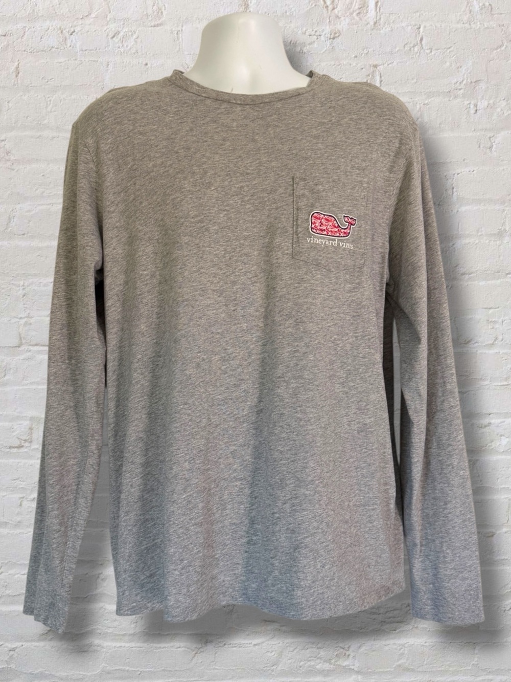 Vineyard Vines Men’s M Gray Long Sleeve Pocket Tee Whale Graphic T-Shirt
